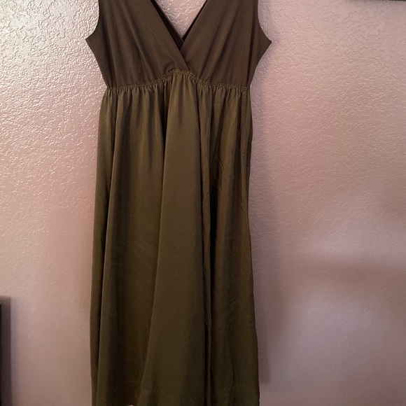 Beautiful Long Dress ❣️ - Picture 3 of 8